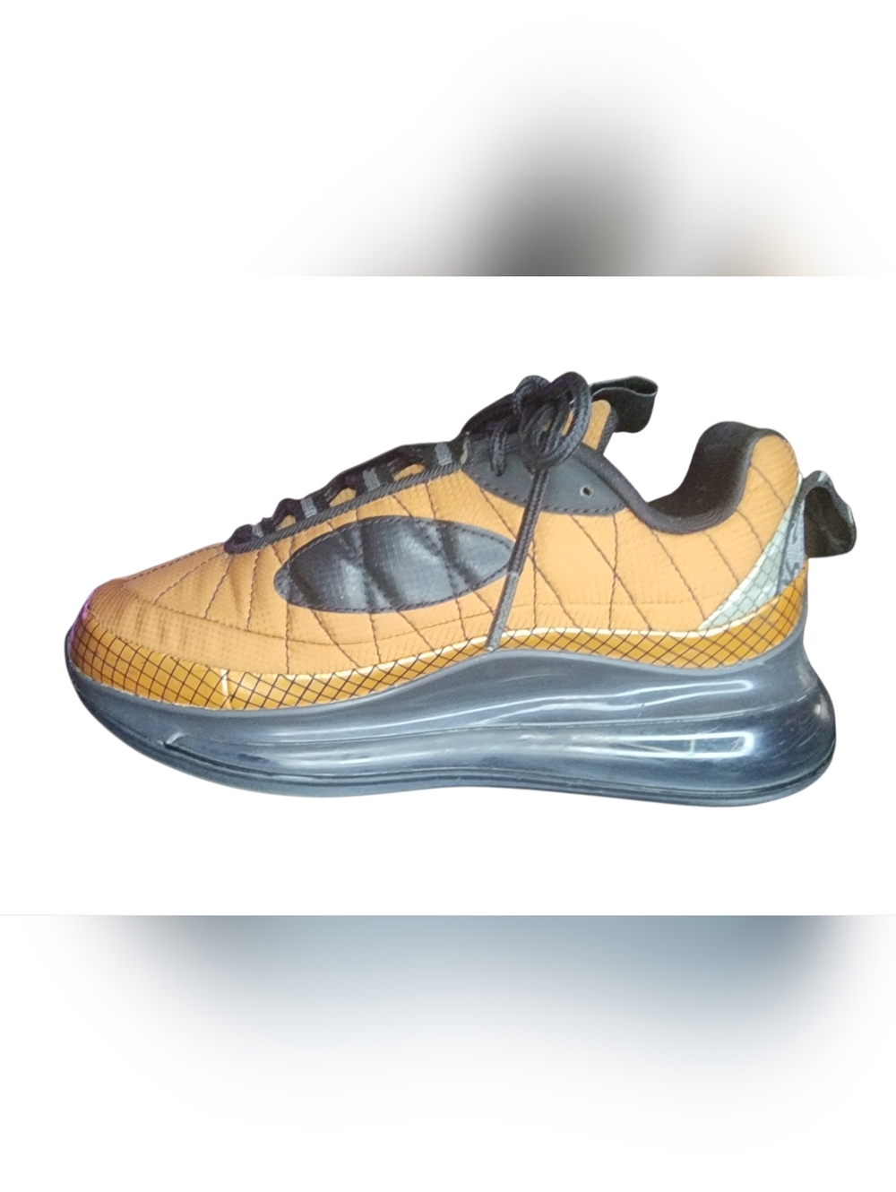 Nike Air MX 720-818 'Metallic Copper', Youth 3.5 - Picture 7 of 10